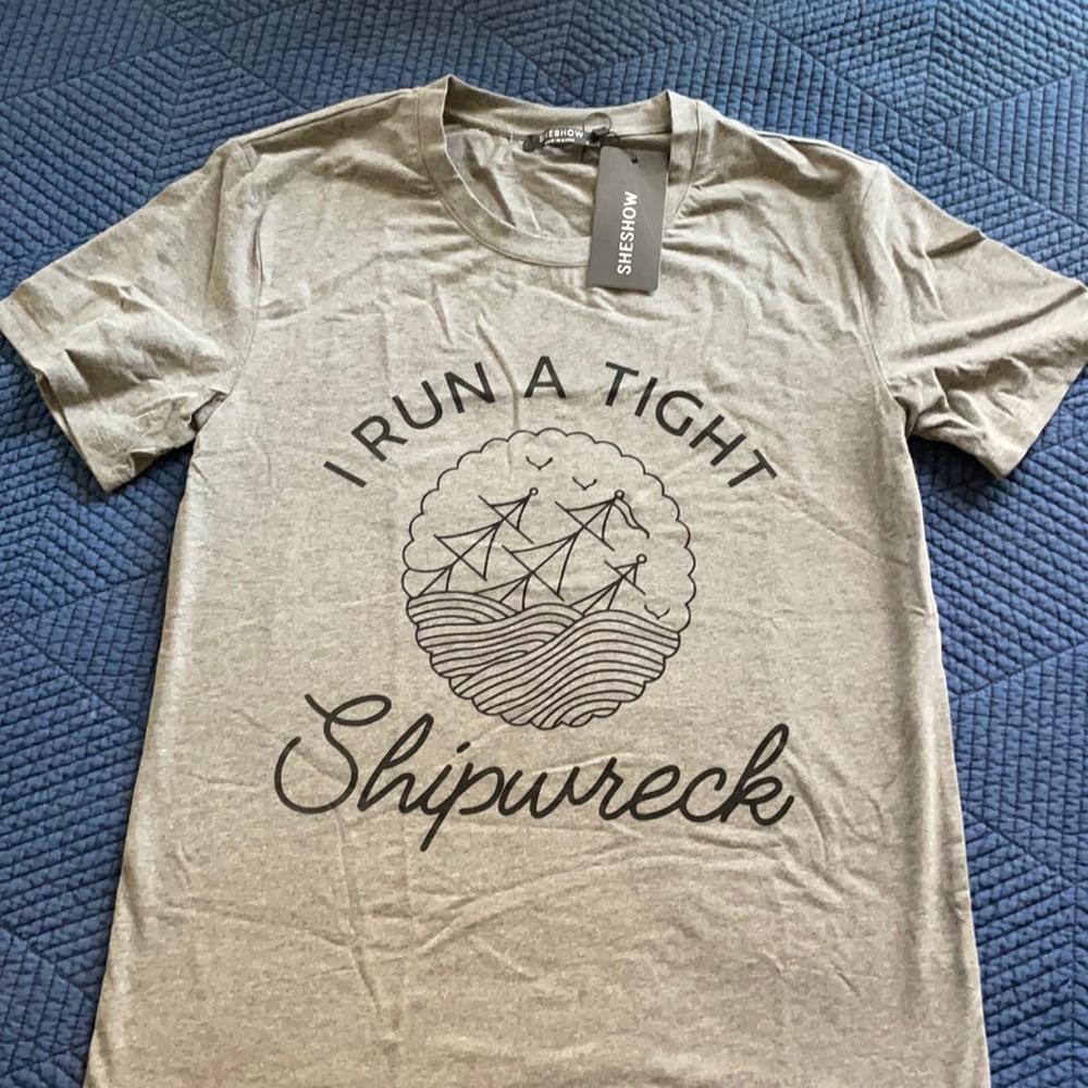Graphic tee